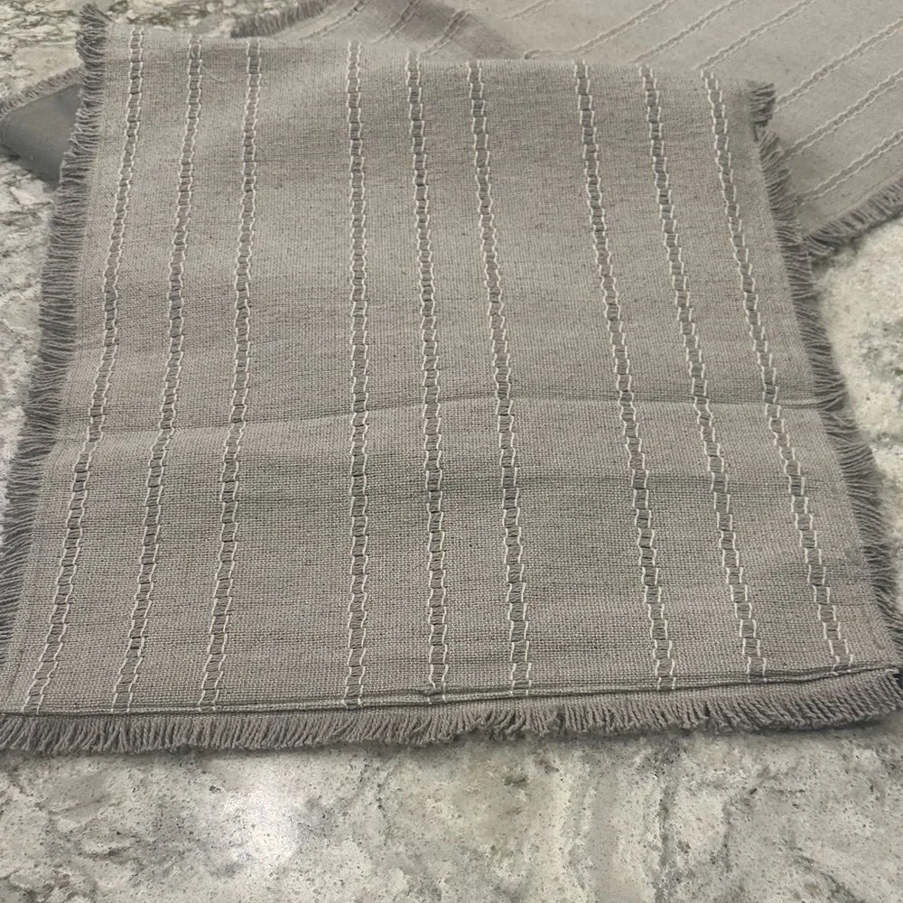 N/A elegant gray